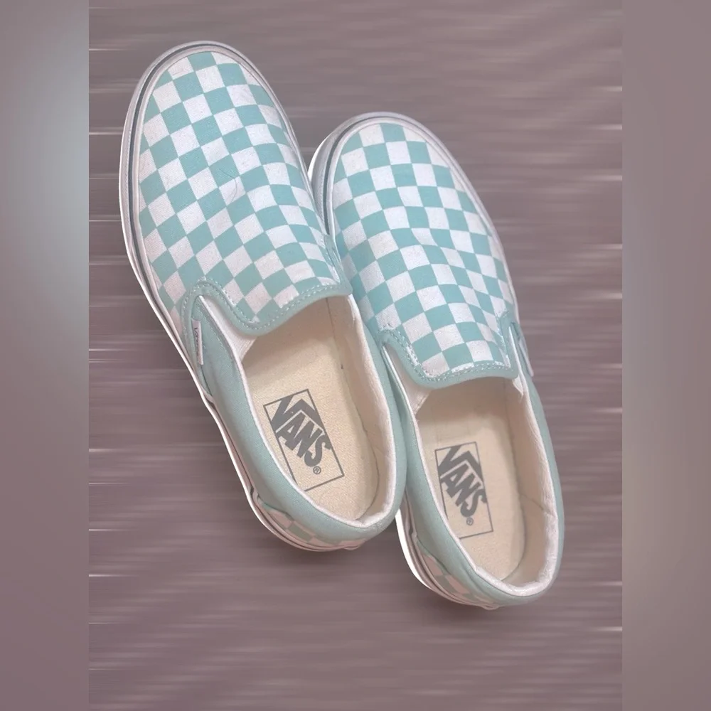 Vans Aqua Checkered Slip-On Shoes - Size 8 Women's - Picture 4 of 15